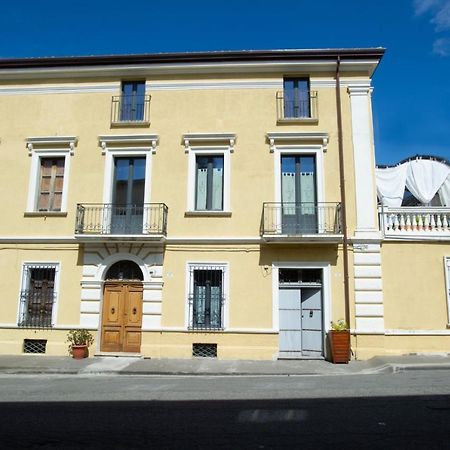 Vaccarizzo Albanese Palazzo Scura Bed & Breakfast エクステリア 写真
