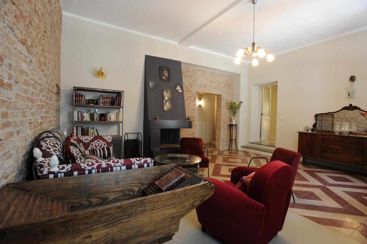 Vaccarizzo Albanese Palazzo Scura Bed & Breakfast エクステリア 写真